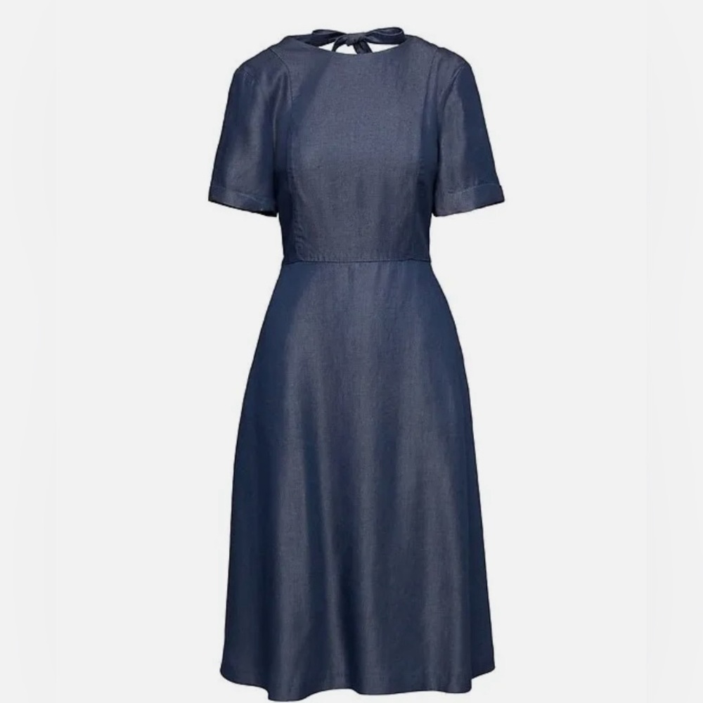Banana Republic Tie Plunge Back Fit & Flare Chambray Dress-Size 2